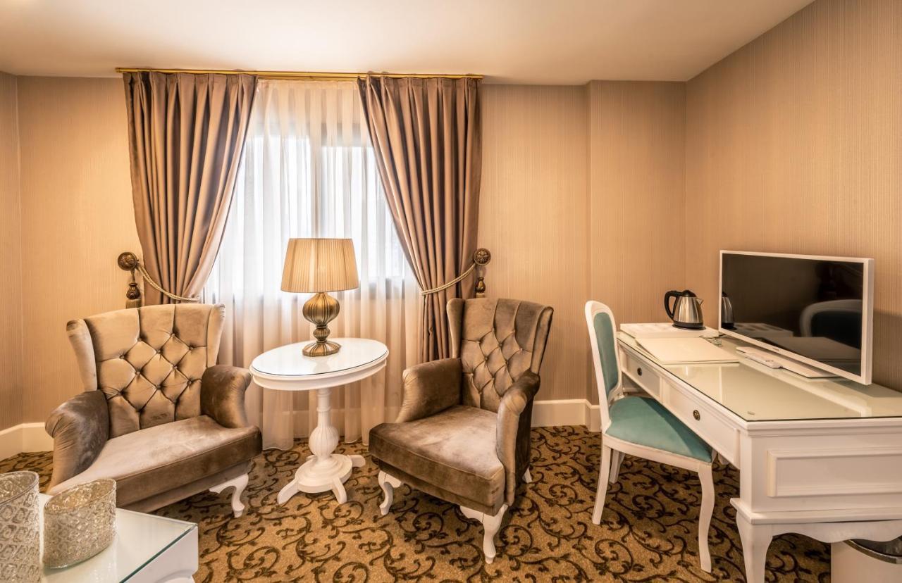 Vuni Palace Premium Hotel & Spa & Casino Beachfront Location ! Кіренія Екстер'єр фото