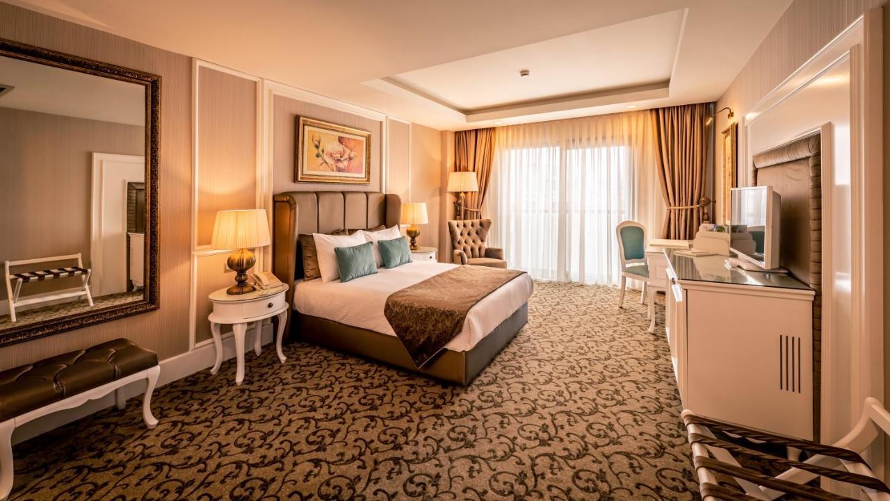 Vuni Palace Premium Hotel & Spa & Casino Beachfront Location ! Кіренія Екстер'єр фото